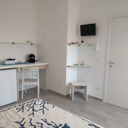 Πανσιόν Mare Manu Porto Cesareo