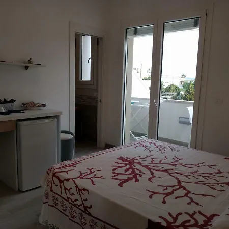 Πανσιόν Mare Manu 4*